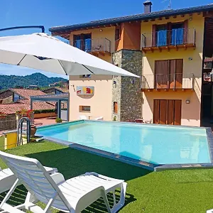 Aparthotel La Marina Risthotel, Pontida